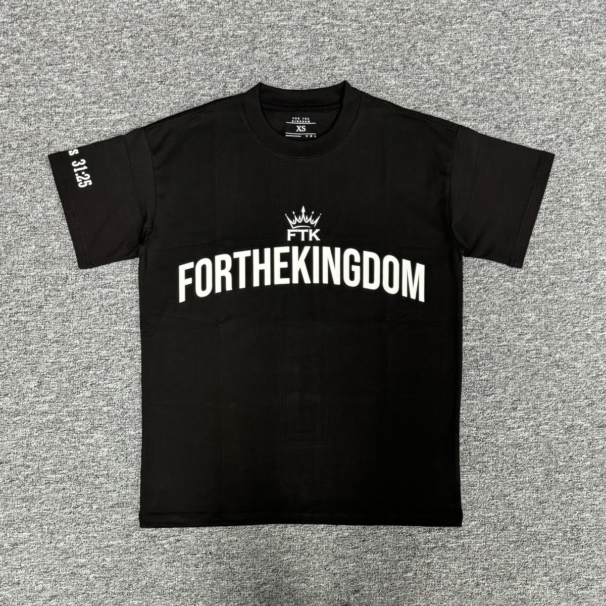 Women's Oversized 'Strength' Tee - Black